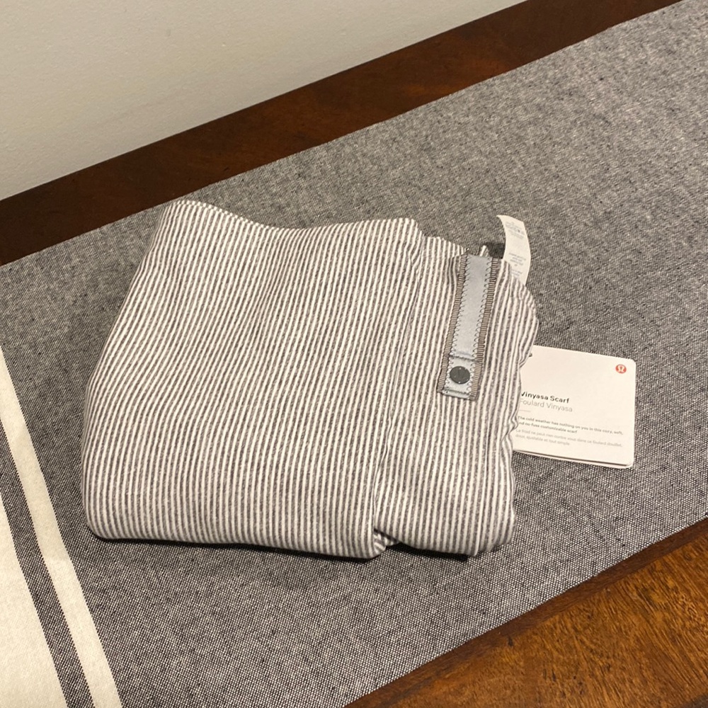 Lululemon Vinyasa Scarf